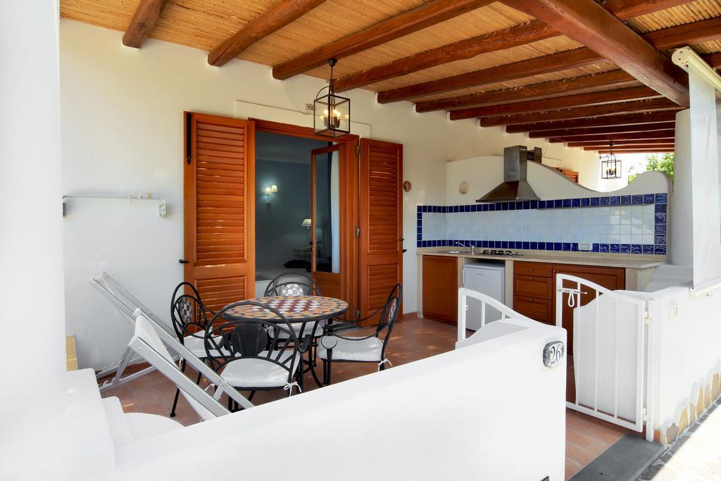 Hotel Residence Mendolita Lipari  Exterior foto