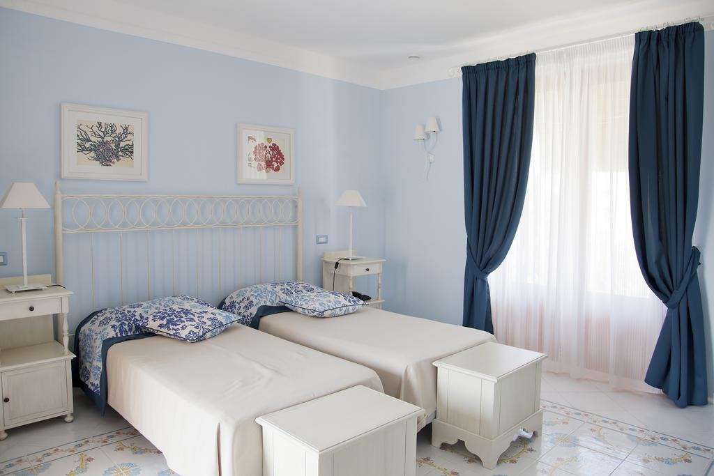 Hotel Residence Mendolita Lipari  Exterior foto