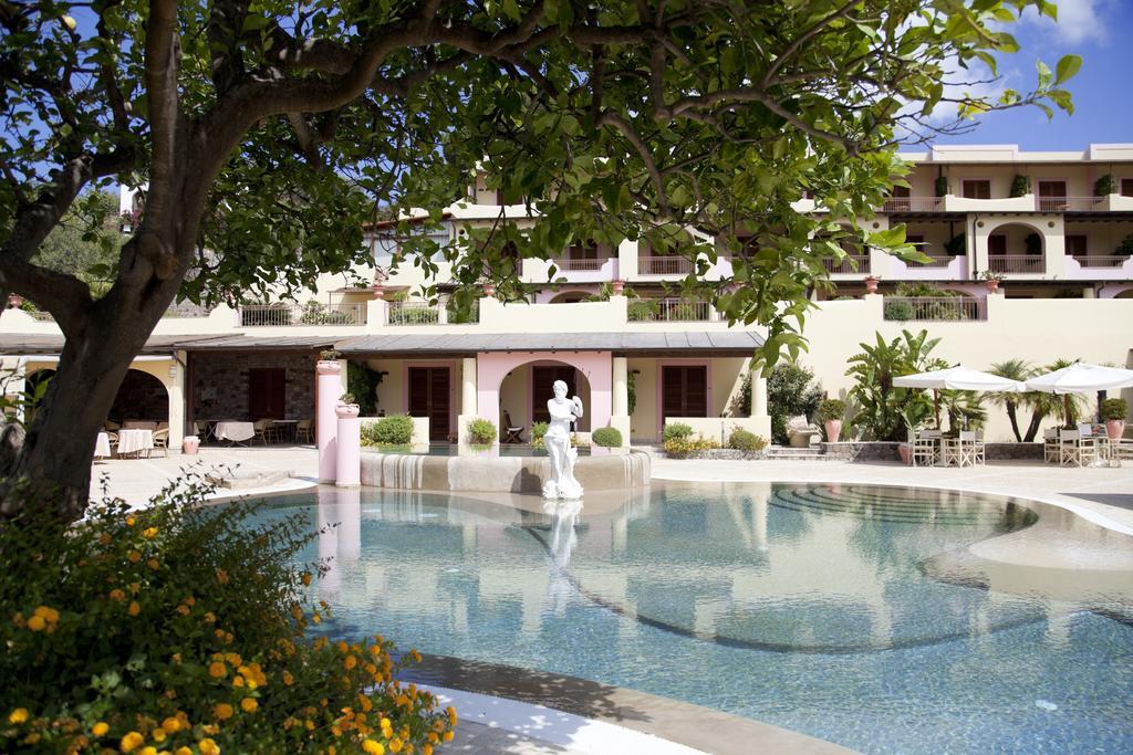 Hotel Residence Mendolita Lipari  Exterior foto