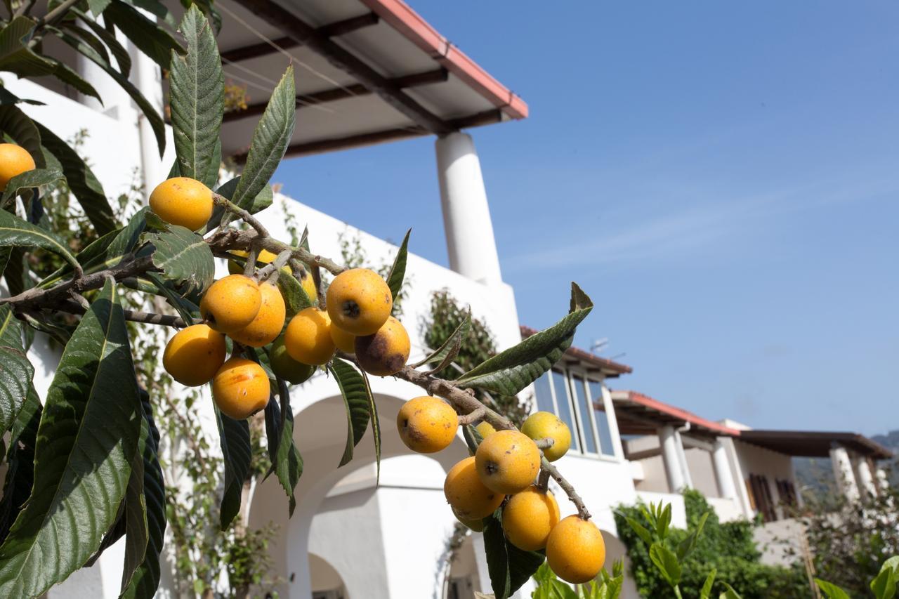 Hotel Residence Mendolita Lipari  Exterior foto