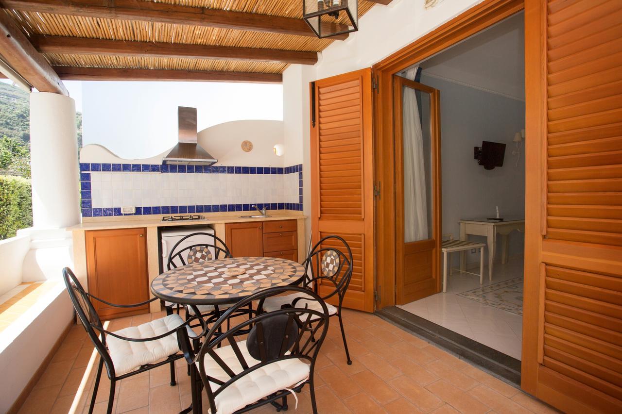 Hotel Residence Mendolita Lipari  Exterior foto