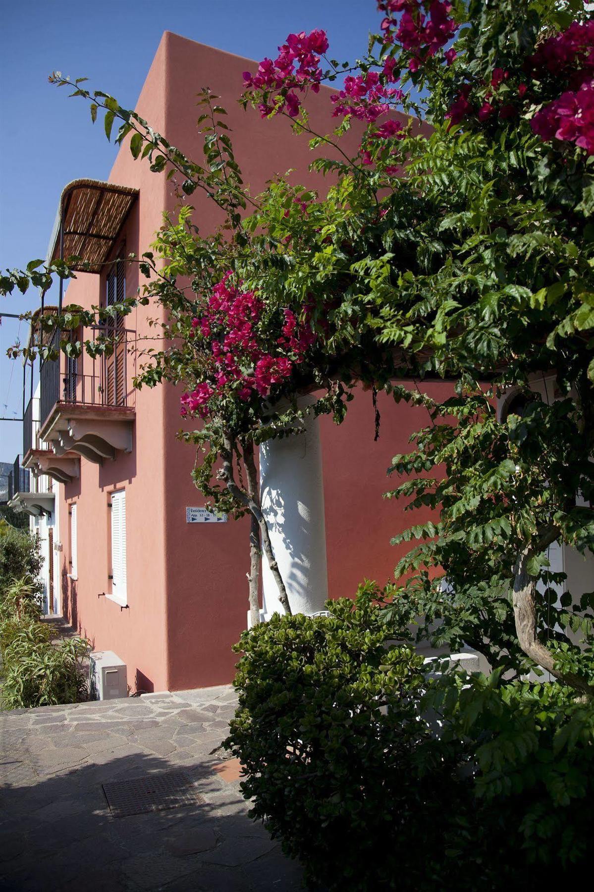 Hotel Residence Mendolita Lipari  Exterior foto
